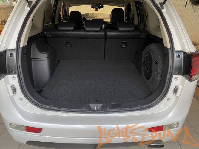 Корпус для сабвуфера Стелс Mitsubishi Outlander 3 10"