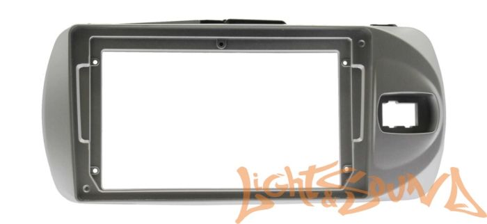 Переходная рамка для Toyota Vitz 2015-2020 для установки MFB дисплея (серебристая)