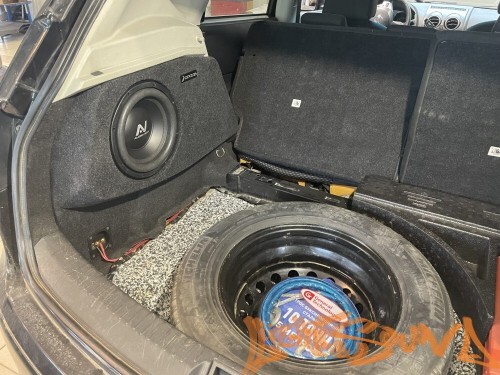 Корпус для сабвуфера Стелс Nissan Qashqai J10 10"